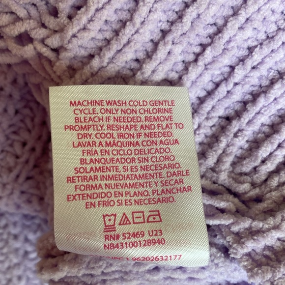 No boundaries- crop V neck sweater-S - Picture 10 of 12